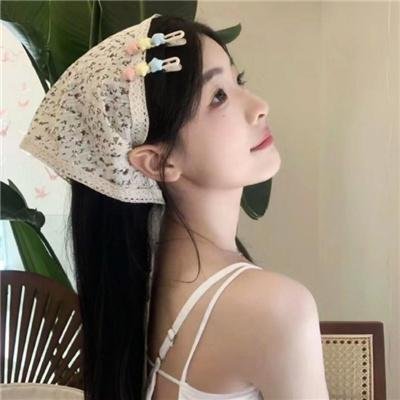 瓶中美人